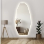 Dekoracyjne lustro o ostrym organicznym kształcie z podświetleniem - PIRYT LED